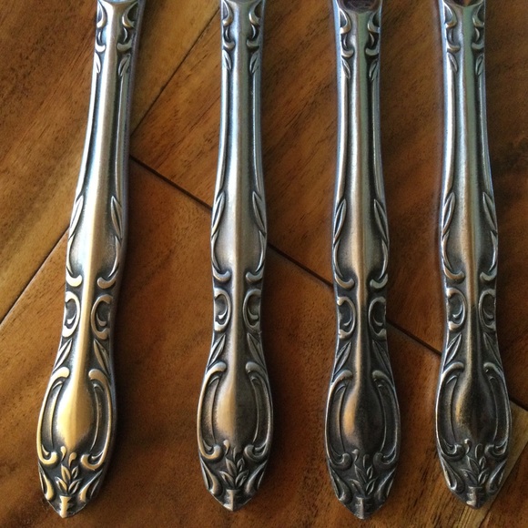 ✔️ Echo Cardiff Stainless Steel Flatware Table Knives Set of 8 - Picture 2 of 3